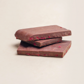 Веганский тёмный шоколад «Вишня и Миндаль» Bob Chocolate 100 г